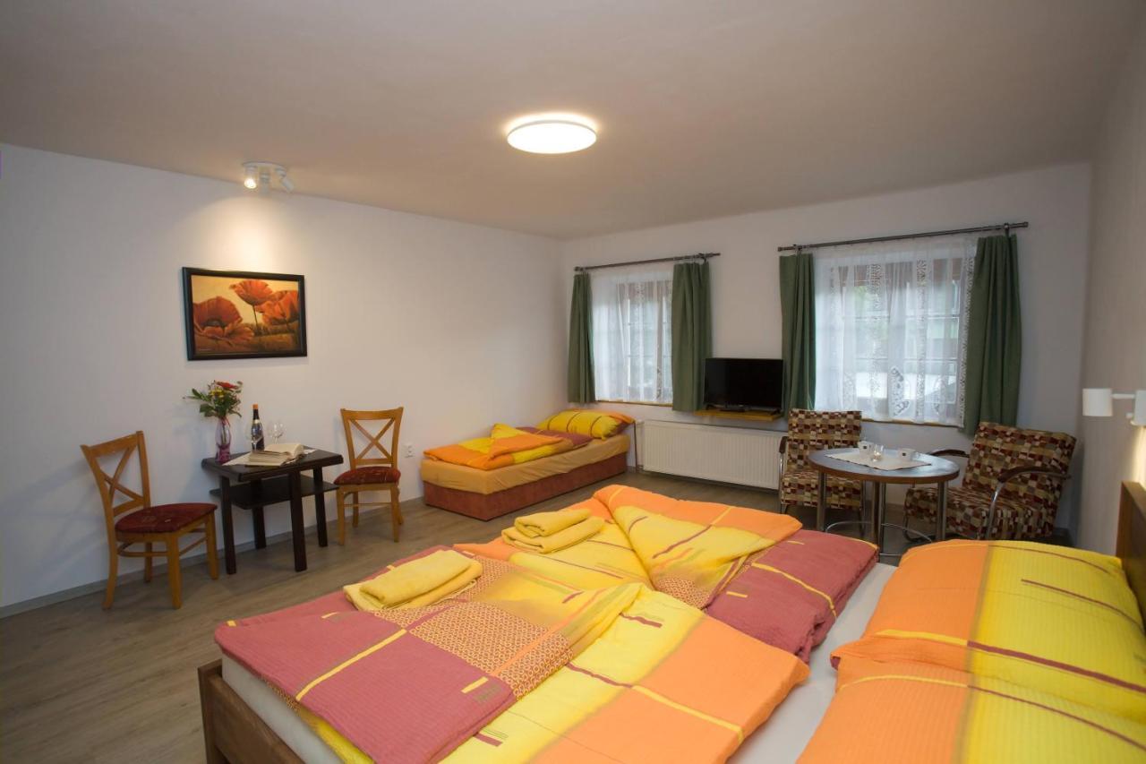 פרימבורק Apartmany Zak מראה חיצוני תמונה